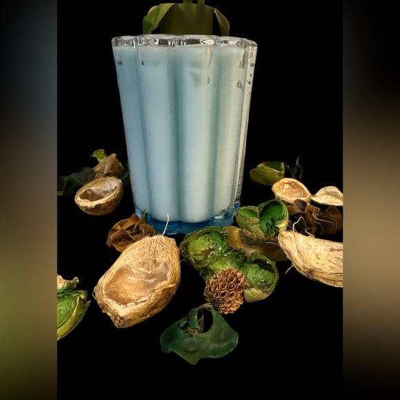 BAJA CACTUS BLOOM, SCENT UNLEASHED LLC LUXURY HAND POURED SCENTED CANDLES - Picture 5 of 5